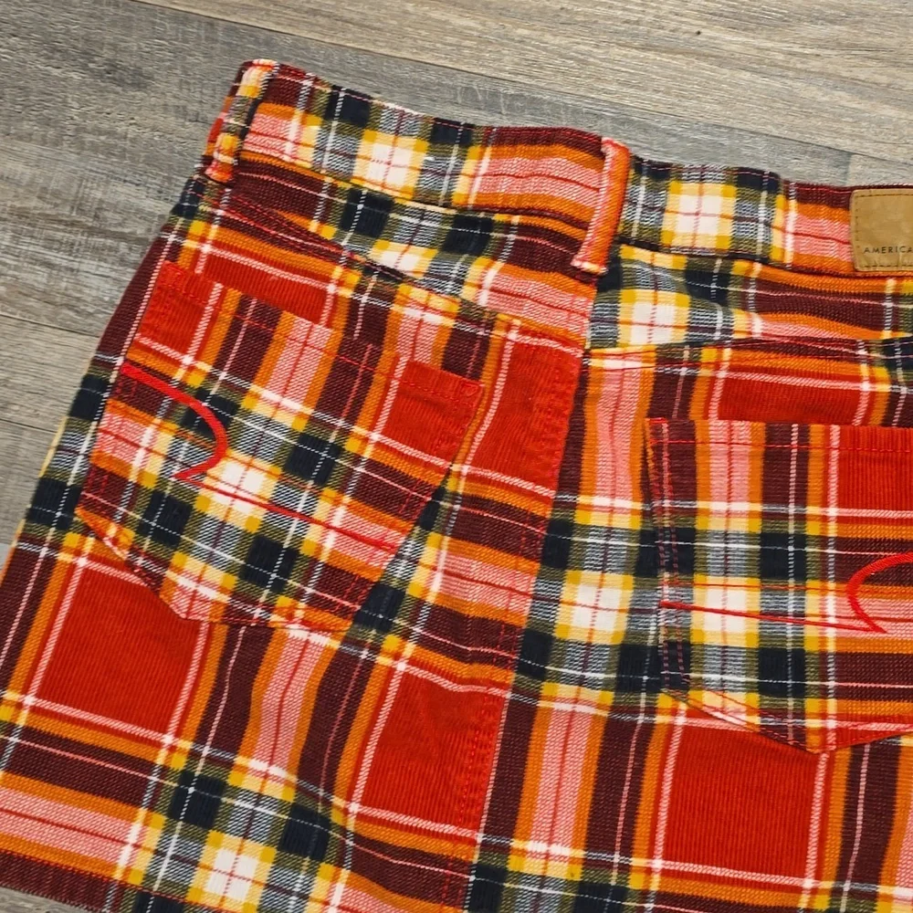 American Eagle Plaid Hi-Rise Mini Corduroy Mini Skirt| Size 4​ - Picture 11 of 11